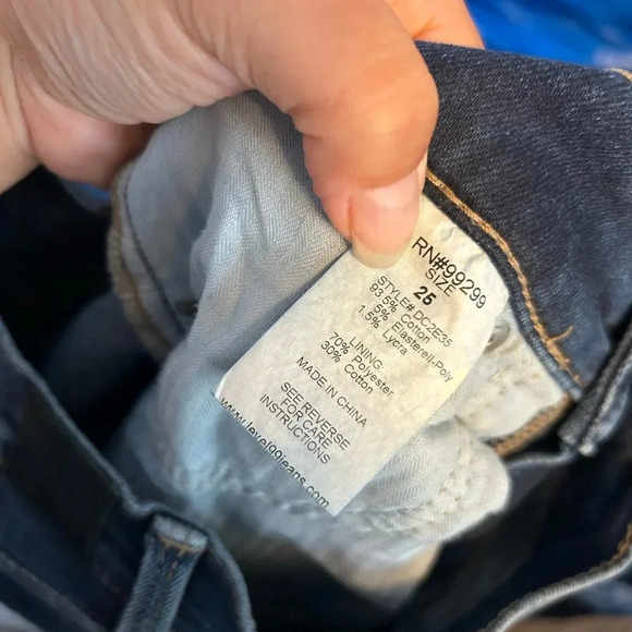 Level 99 Dark Wash Skinny Ankle Fray Jeans - Picture 4 of 5